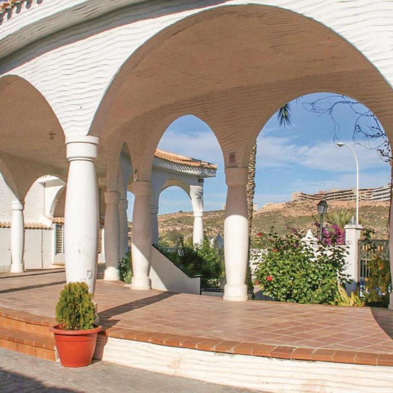 3 Bedroom Stunning Home In Gran Alacant - Three-Bedroom Vacation Home - 9