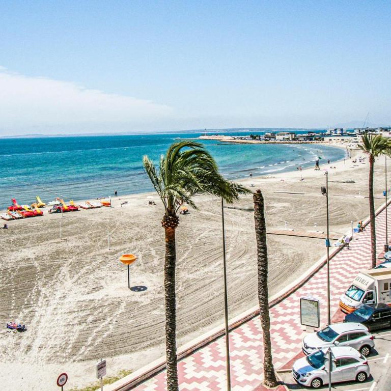 Gorgeous Apartment In Santa Pola With Wifi - Apartamento de 3 dormitorios - 9