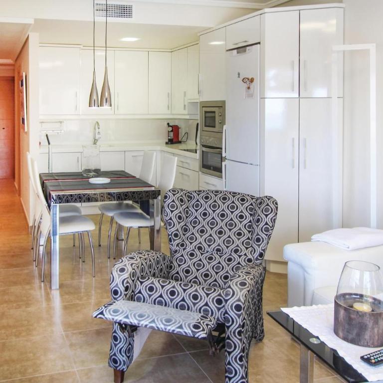 2 Bedroom Cozy Apartment In El Campello - Apartamento de 2 dormitorios - 11