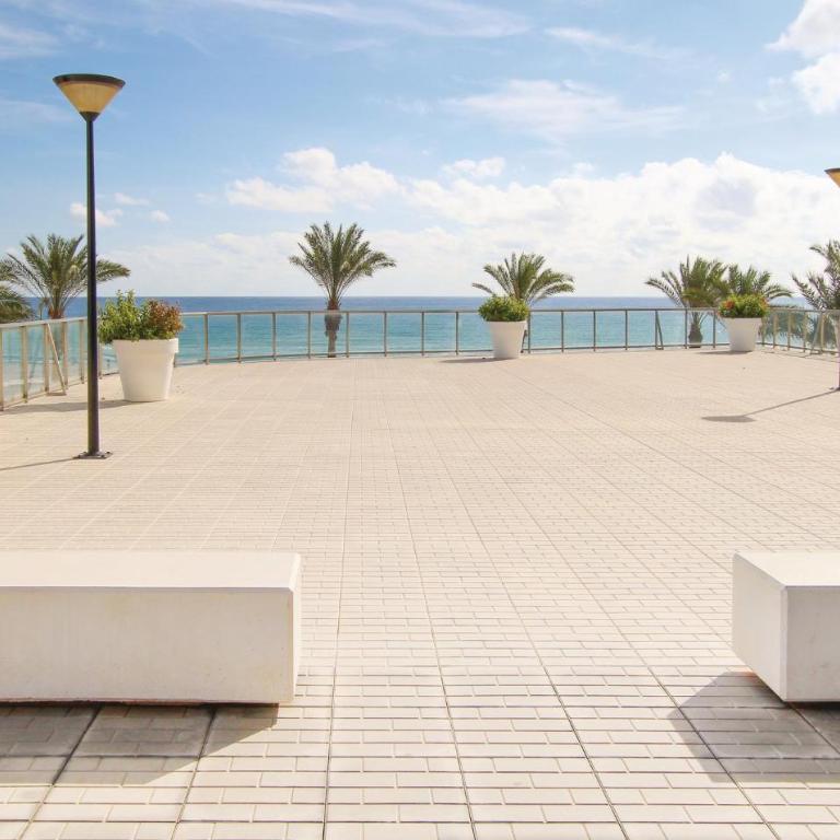 2 Bedroom Cozy Apartment In El Campello - Apartamento de 2 dormitorios - 9