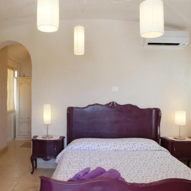 Masseria Pelosella B&B - Camera Matrimoniale con Bagno Privato - 1