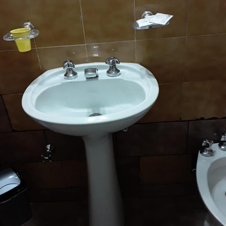 Hotel El Pibe - Double Room with Private Bathroom - 7