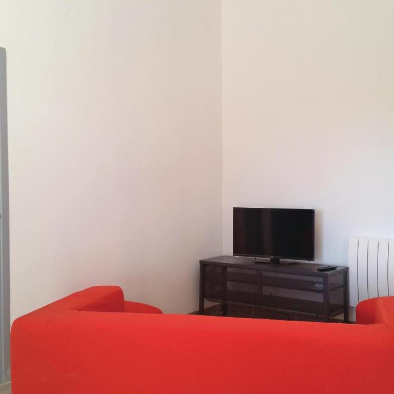 Pet Friendly Home In Narbonne With Sauna - Two-Bedroom Holiday Home - 14