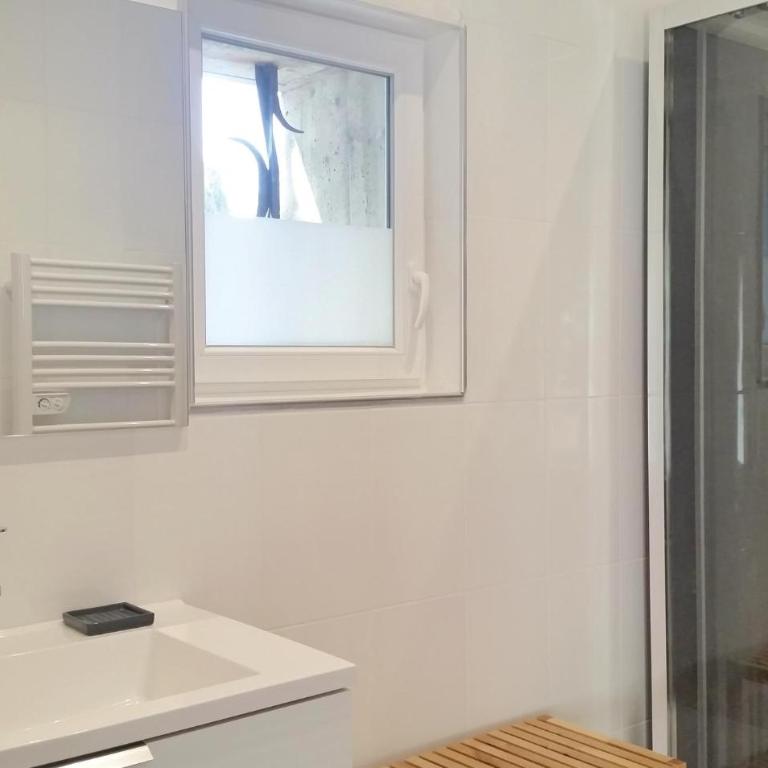 Pet Friendly Home In Narbonne With Sauna - Two-Bedroom Holiday Home - 19