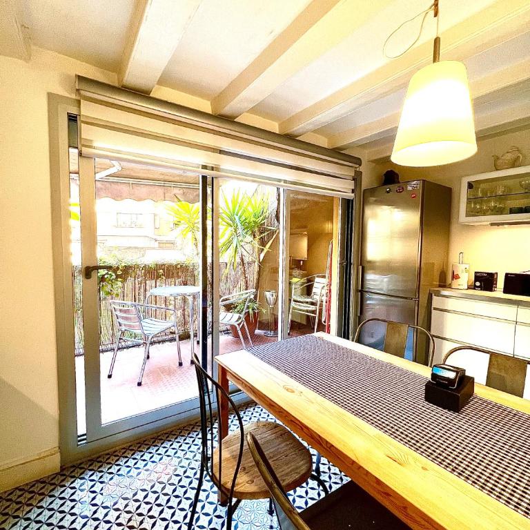Rosselló Apartment - Two-Bedroom Apartment - 12