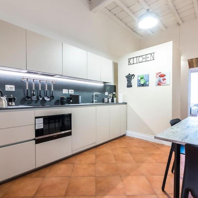 Domus Marina Vacanze Romane-Colosseo - Appartamento con 3 Camere da Letto - 33