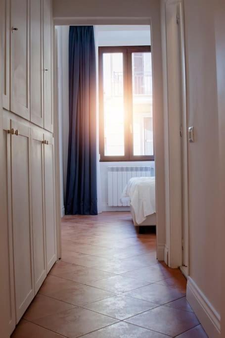 Domus Marina Vacanze Romane-Colosseo - Appartamento con 3 Camere da Letto - 19