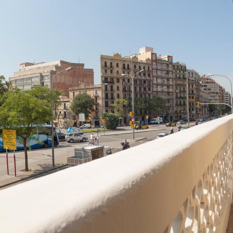 Housalia Sagrada Familia - Three-Bedroom Apartment - 24