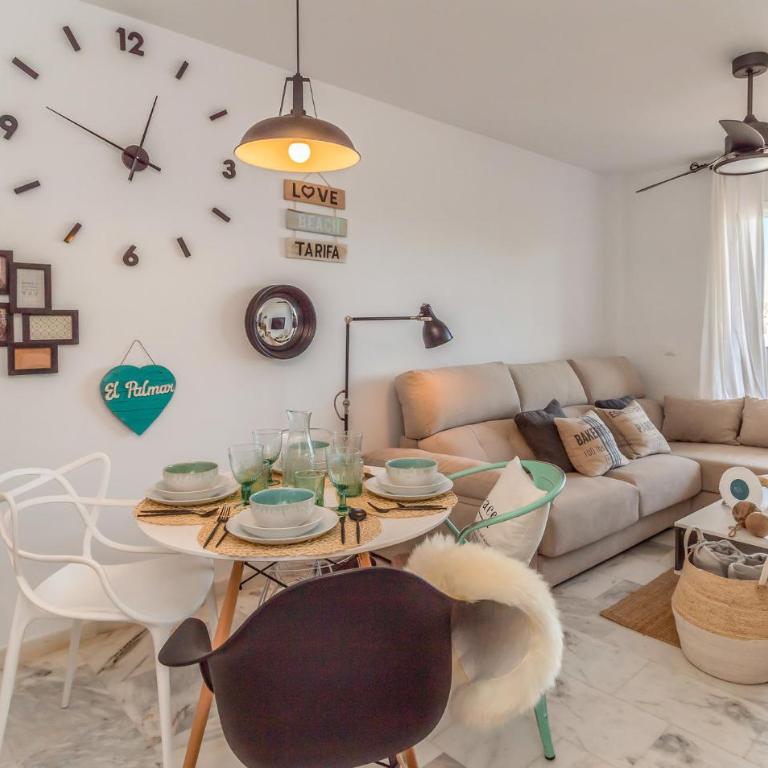 2 Bedroom Beach Front Apartment In Mijas Costa - Apartamento de 2 dormitorios - 3