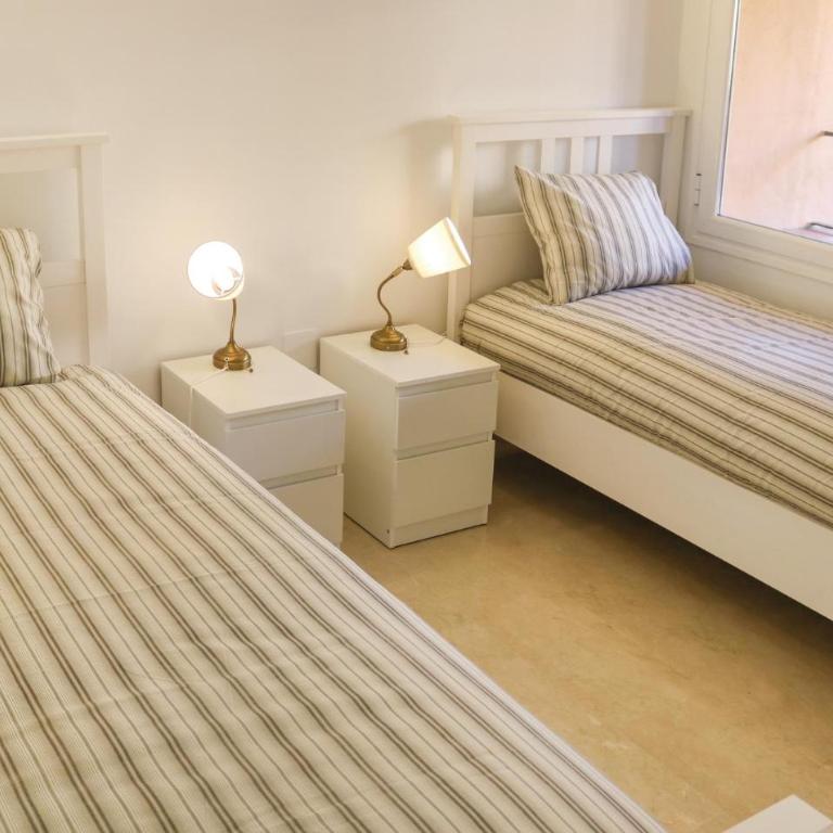 2 Bedroom Lovely Apartment In Marbella - Apartamento de 2 dormitorios - 16