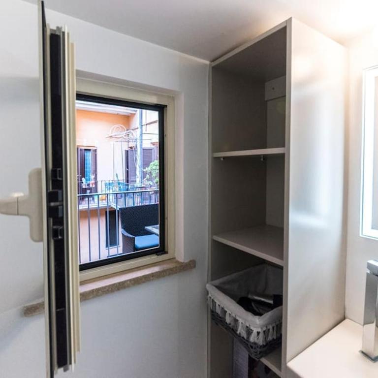 Domus Marina Vacanze Romane-Colosseo - Appartamento con 3 Camere da Letto - 11