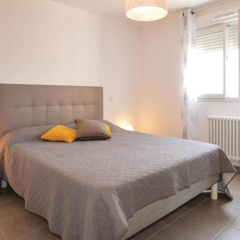 1 Bedroom Gorgeous Apartment In Ajaccio - Appartement 1 Chambre - 6