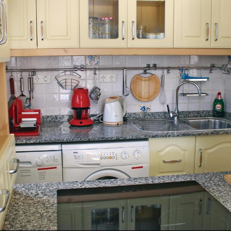 3 Bedroom Lovely Home In Torrevieja - Casa Vacacional de 3 dormitorios - 15