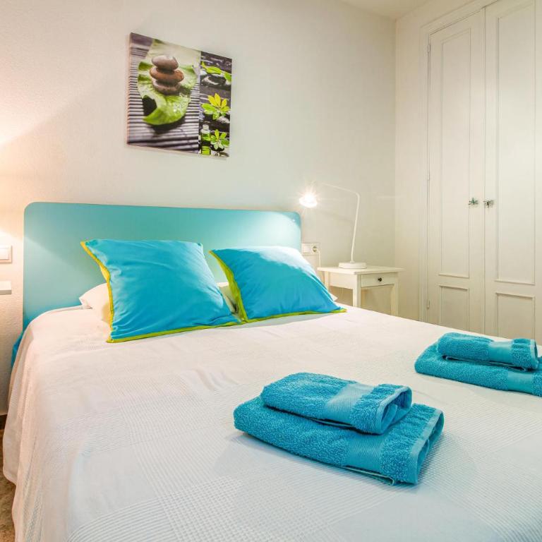 Awesome Home In Alacant With Wifi - Four-Bedroom Vacation Home - 18