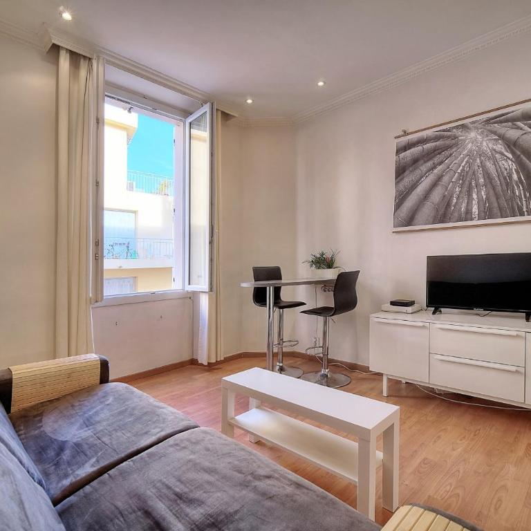 Upstays Forville Market 22m2 Studio - Studio - 1