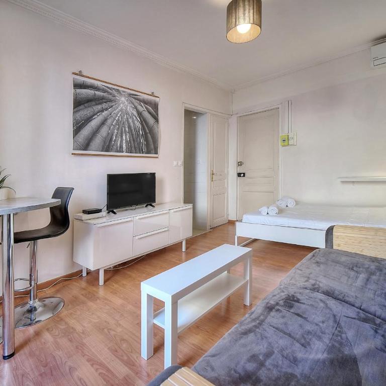 Upstays Forville Market 22m2 Studio - Studio - 10