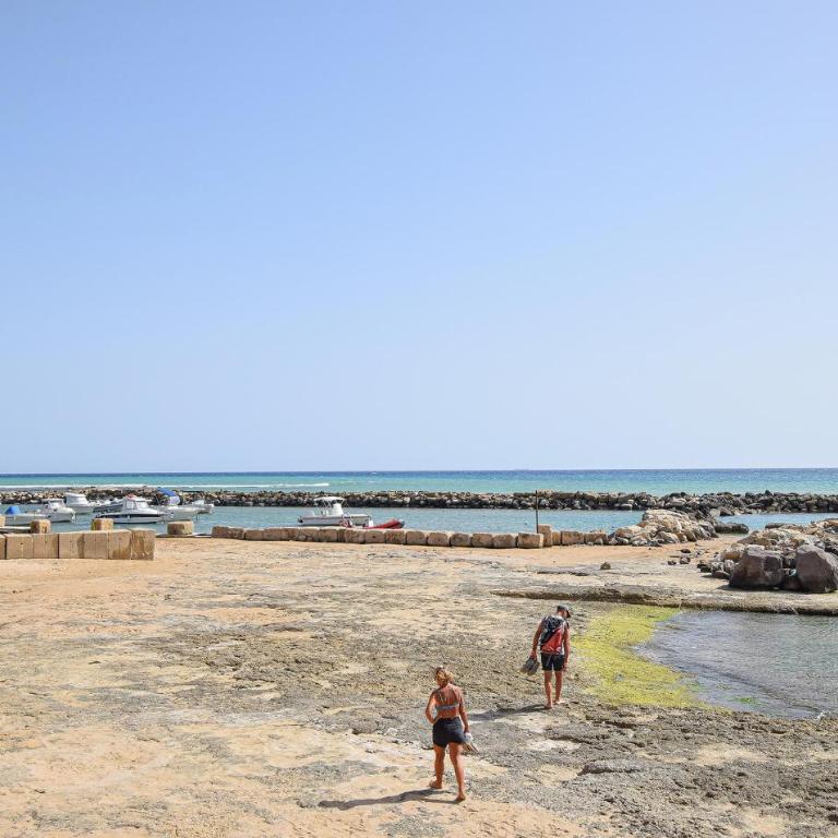 Lovely Apartment In Marina Di Ragusa With Wifi - Three-Bedroom Apartment - 17