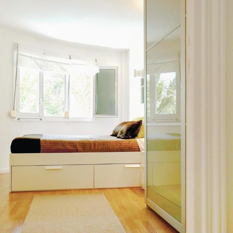 Lovely Apartment In Marbella With Swimming Pool - Apartamento de 1 dormitorio - 12