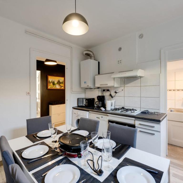 Les Capucins - 3 bedroom apartment near the city - Apartment - 13