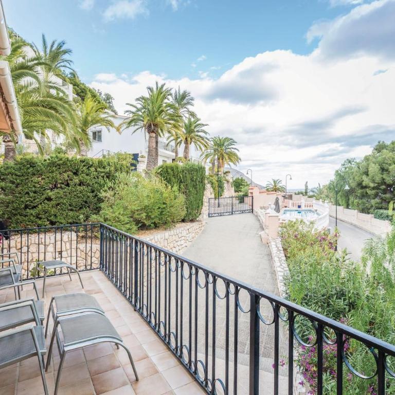 Awesome Home In Altea - Casa de vacaciones de 5 dormitorios - 6