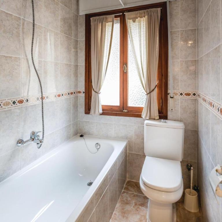 Awesome Home In Altea - Casa de vacaciones de 5 dormitorios - 26