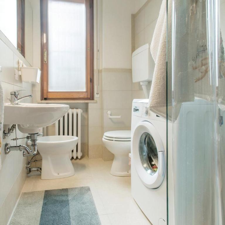 2 Bedroom Stunning Apartment In Rimini - Appartamento con 2 Camere da Letto - 16