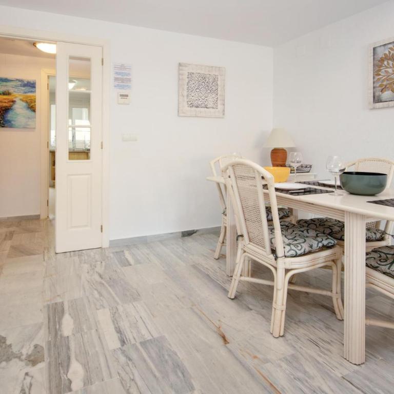 Nice Apartment In Marbella - Apartamento de 2 dormitorios - 12