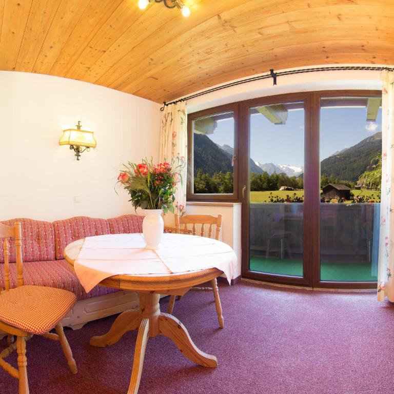 Hotel Rosengarten - Doppelzimmer mit Balkon - 2