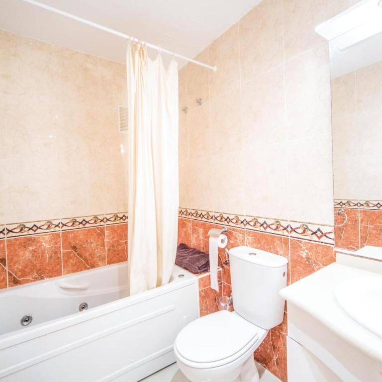 Lovely Apartment In Oropesa Del Mar - Apartamento de 2 dormitorios - 8