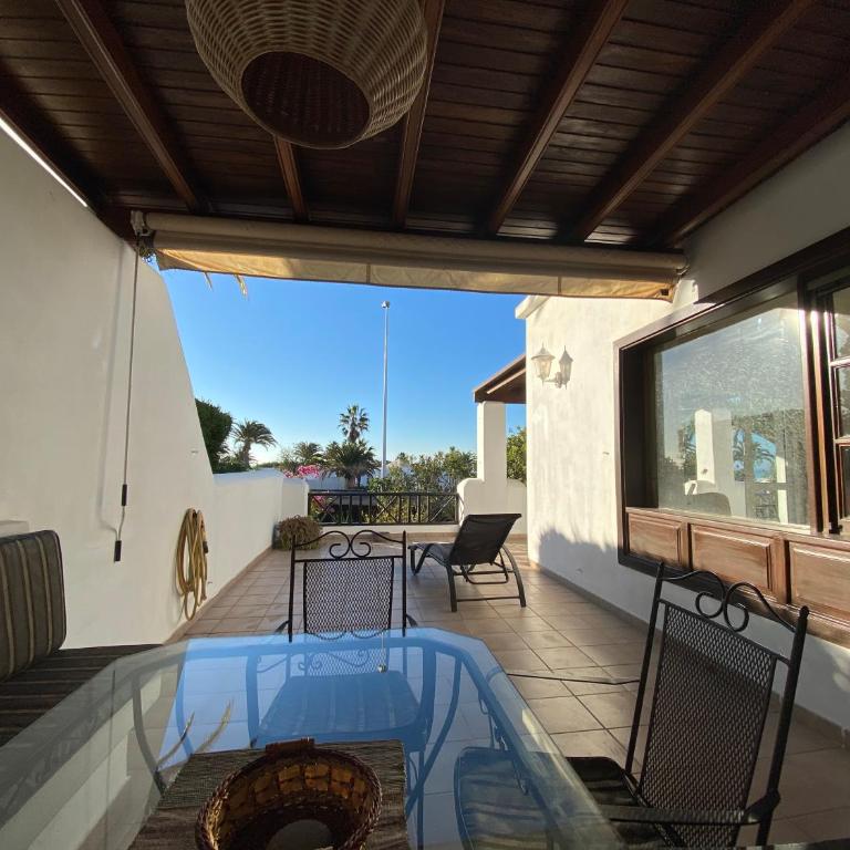 Villa Isa sea views - Two-Bedroom Villa - 23