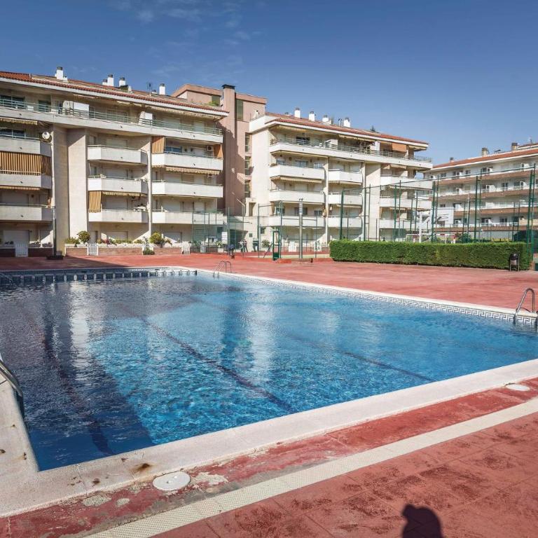 Beautiful Apartment In Blanes With Wifi - Apartamento de 1 dormitorio - 3