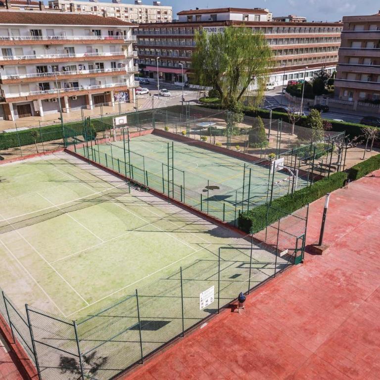 Beautiful Apartment In Blanes With Wifi - Apartamento de 1 dormitorio - 8