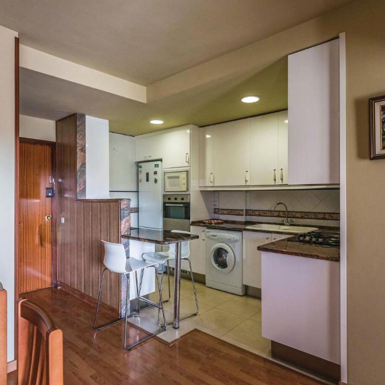 Beautiful Apartment In Blanes With Wifi - Apartamento de 1 dormitorio - 15