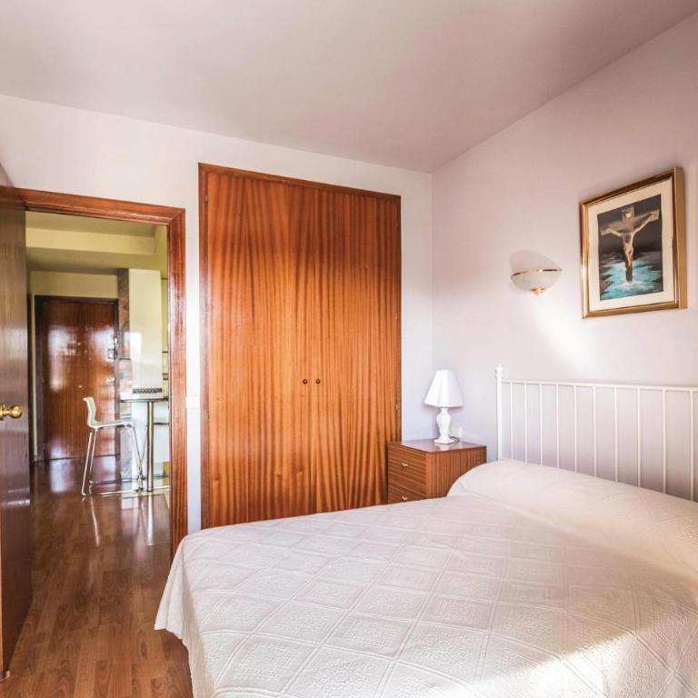 Beautiful Apartment In Blanes With Wifi - Apartamento de 1 dormitorio - 16