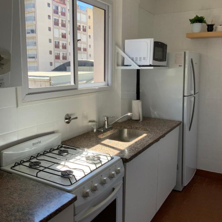 Monoambiente con cochera. Excelente ubicación. - Apartamento de 1 dormitorio - 5
