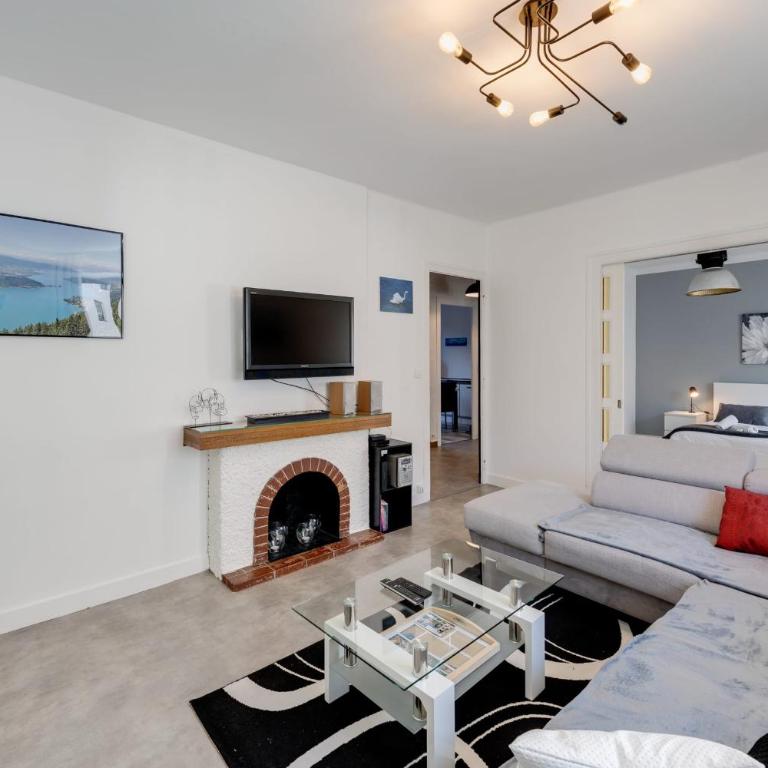 Les Capucins - 3 bedroom apartment near the city - Apartment - 2