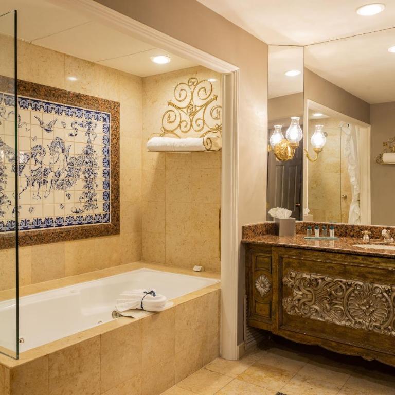 Quinta Real Monterrey - Gran Clase Executive Tower Two Beds - 4