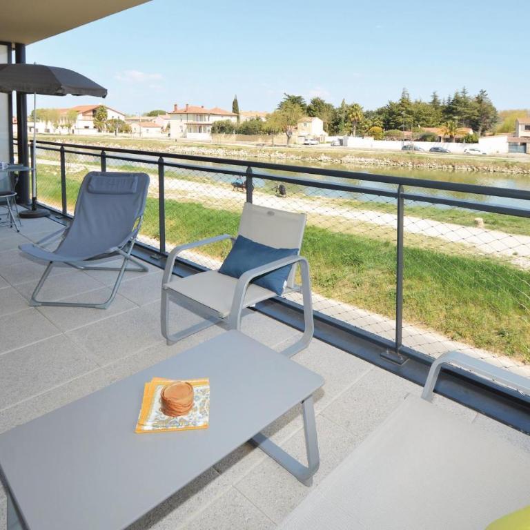 1 Bedroom Lovely Apartment In Aigues-Mortes - Apartment - 1