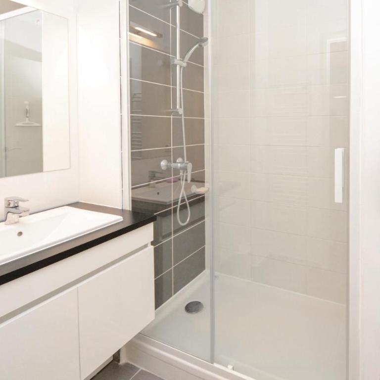 1 Bedroom Lovely Apartment In Aigues-Mortes - Apartment - 7
