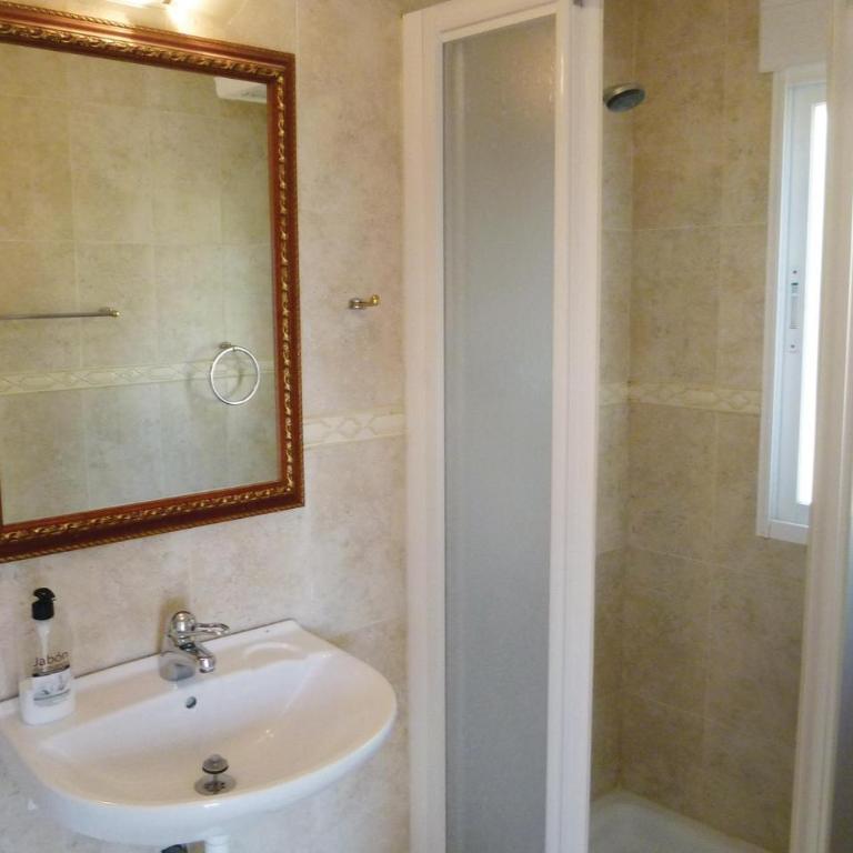 Cozy Home In Almuñécar - Casa de vacaciones de 5 dormitorios - 49