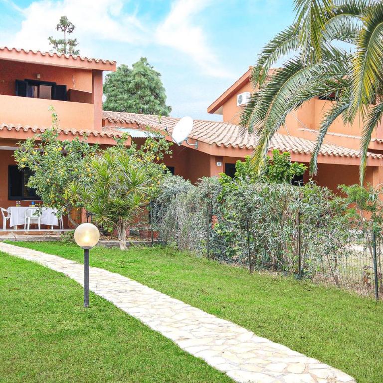 1 Bedroom Amazing Apartment In Costa Rei -Ca- - Appartamento con 1 Camera da Letto - 1