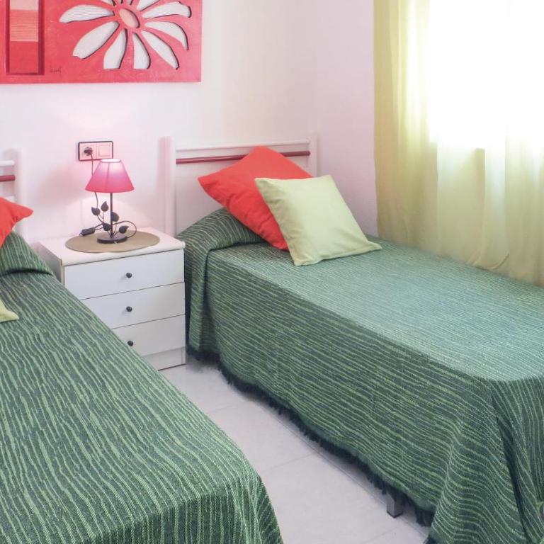 Beautiful Apartment In Torrevieja - Apartamento de 2 dormitorios - 13