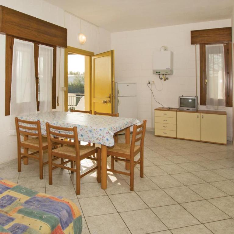 Ca'gialla - Two-Bedroom Apartment - 11