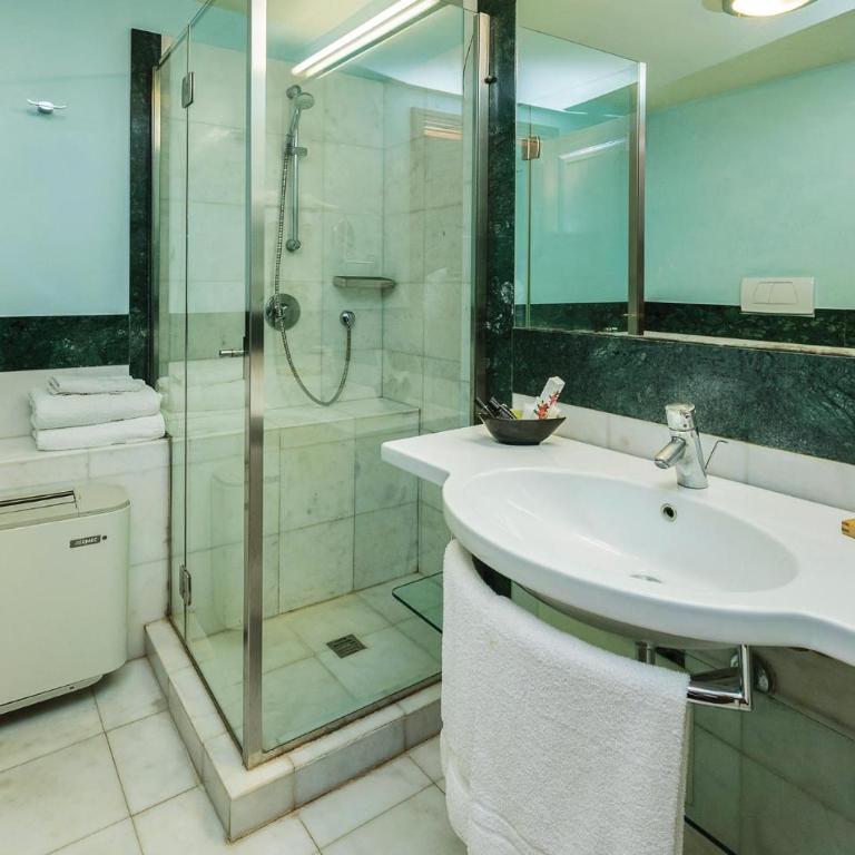 Nice Apartment In Lecce Le With Wifi - Two-Bedroom Apartment - 11