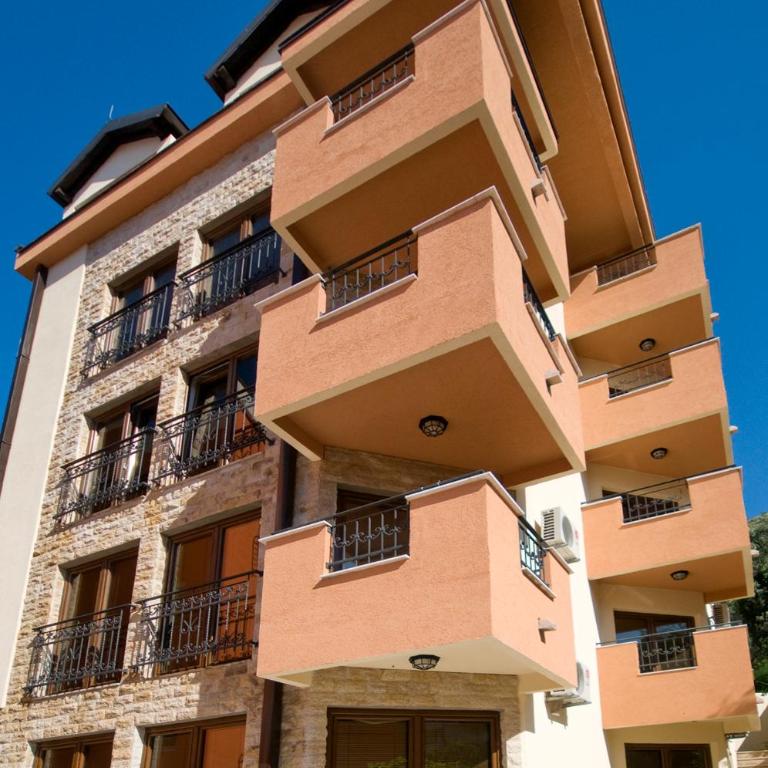 Apartments Ivan - Apartman sa 2 Spavaće Sobe, Terasom i Pogledom na More - 8
