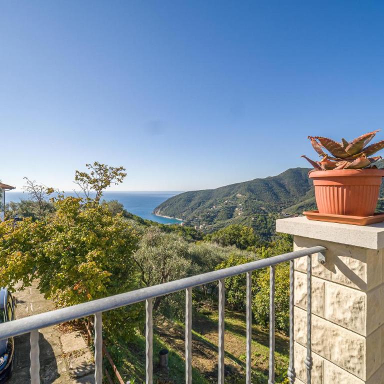 Gorgeous Home In Moneglia With Wifi - Casa Vacanze con 4 Camere da Letto - 10