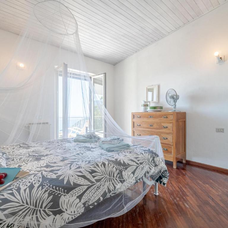 Gorgeous Home In Moneglia With Wifi - Casa Vacanze con 4 Camere da Letto - 17