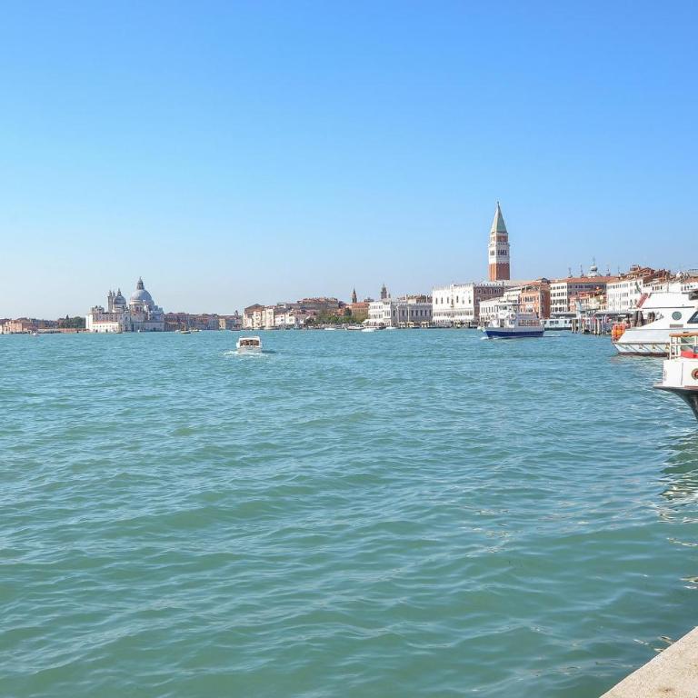 Gorgeous Apartment In Venezia With Wifi - Two-Bedroom Apartment - 21