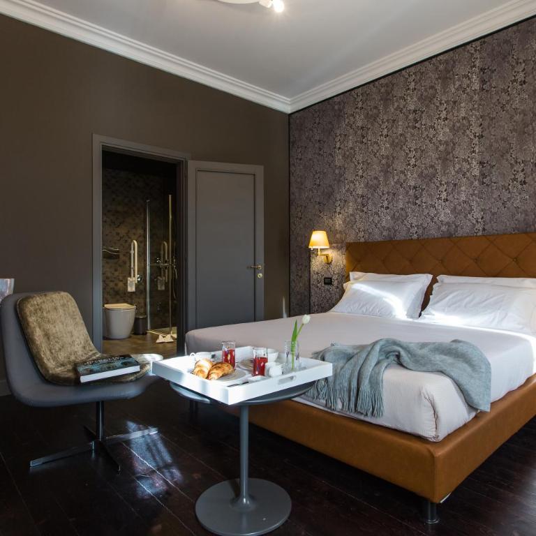 Riva del Vin BOUTIQUE HOTEL - Grand Deluxe Double Room with Canal View - 1