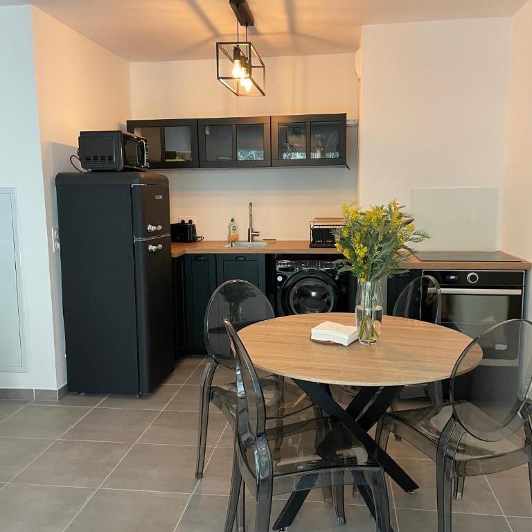 Bel Appartement au calme avec parking - Appartement 1 Chambre - 4